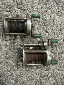 Par de carretes de pesca de agua dulce vintage Pfleuger Rocket ASIS sin probar XC - Imagen 1 de 8