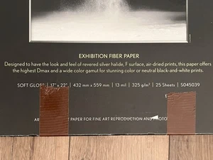 Epson Exhibition Fiber Paper Soft Gloss 17" X 22" 13 ml 25 sheets S05039 - Afbeelding 1 van 17