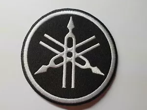 YAMAHA TUNING FORK LOGO iron on or sew on patch Black YZ250 R1000 - Picture 1 of 2