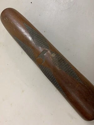 Bomba Alto Estándar Antebrazo 12ga Escopeta Logo Buen Estado Foto 1 de 4