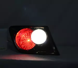 2006-2008 MAZDA 6 TRUNK TAIL LIGHT DRIVER SIDE WITH BULBS & WIRES TESTED WORKS! - Bild 1 von 10