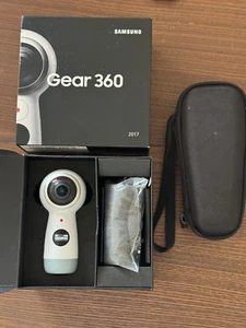Samsung Gear 360 Camera SM-R210 - White (2017) - Picture 1 of 7