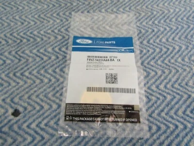 NEW 1998 - 2011 LINCOLN TOWN CAR FORD CROWN VICTORIA DOOR GLASS SPACER OEM - Image 1 of 3