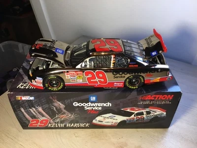XRARE 1:24 Кевин Харвик #29 GOODWRENCH 2001 белое золото дилеров NASCAR 1 из 5000 - Изображение 1 из 4