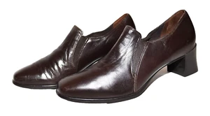 Munro American Dark Brown Leather Chunky Block Heel Slip on Heels Size 8B - Picture 1 of 10