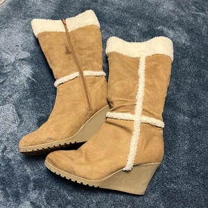 Botas de cuña Old Navy para mujer talla 9 gamuza  Bronceadas Invierno con ribete de piel sintética - Imagen 1 de 15