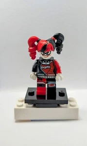 LEGO Minifigure HARLEY QUINN 70906 70922 sh306 LEGO Batman Movie MINT RETIRED - Picture 1 of 4