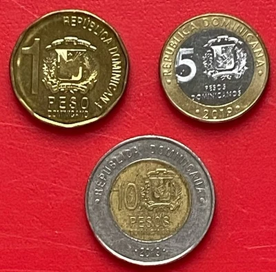 DOMINICAN REPUBLIC – SET OF 3 COINS 1, 5, 10 PESOS 2019 2 X BI-METAL - Image 1 of 2