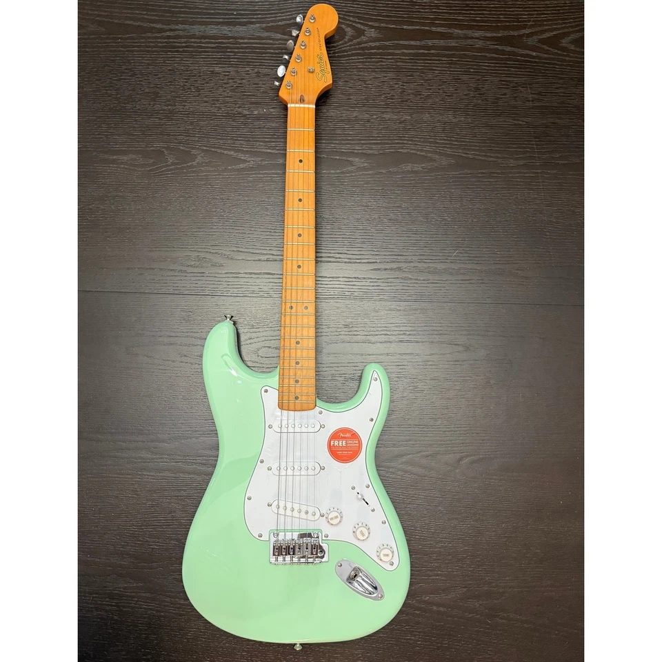 Squier Stratocaster - Verde Surf, Especificación Vibe Clásica Completa, Todas las Piezas Genuinas, Como Nueva Foto 1 de 4
