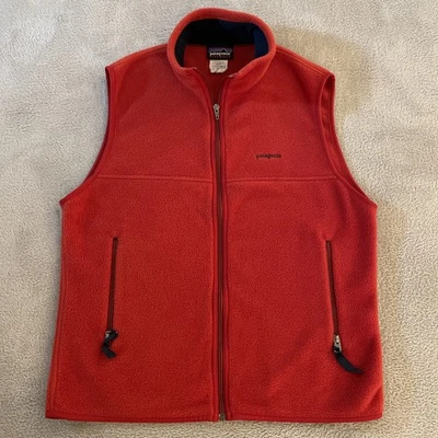Patagonia Synchilla Men's Medium M Vest Full Zip Fleece Orange Logo Spell Out - Image 1 of 4