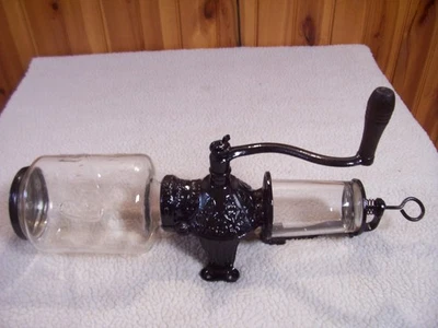  Molinillo de café de montaje en pared Arcade Crystal # 3 - Taza de captura no original - En muy buen estado Foto 1 de 4