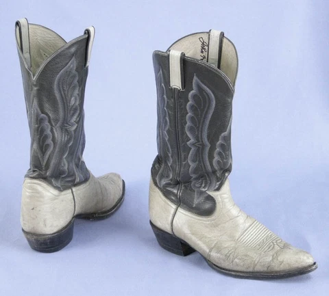JOHN HART - BOOTS SIGNED Cover