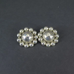 A Bulbous Pair of Vintage Sterling Silver Clip-on Earrings, 22.4g - Picture 1 of 5