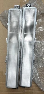 1976 ONLY NOS Oldsmobile Cutlass 442 HURST S Park light SET GM 913311 913312 - Foto 1 di 15