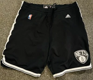 Pantalones cortos de baloncesto Brooklyn Nets NBA Adidas negros bordados para hombre talla grande - Imagen 1 de 7