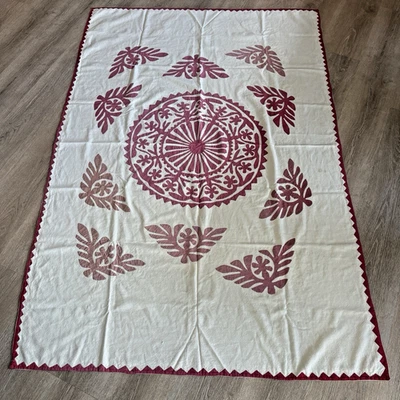 VINTAGE HAND QUILTED Appliquéd TABLECLOTH Pink Ecru 80 x 56 HAWAII QUILT ? - Image 1 of 4