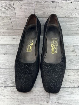 Sapatos Salvatore Ferragamo Feminino Tamanho 6.5 B Salto Bloco Estampado Camurça Itália - Imagem 1 de 4