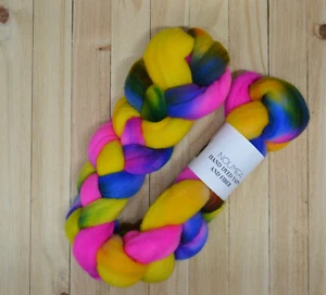 Hand Dyed American Rambouillet Top Roving Pink Yellow Blue 4oz Braid Spinning - Picture 1 of 4