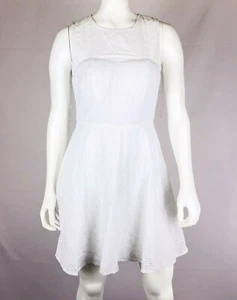 Vestido Junior Talla 5 Encaje Blanco Sin Mangas Sujetador Suave Forrado por Speechless - Imagen 1 de 9