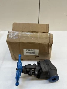 SHARPE SV34834TE012 Gate Valve Class 800 1-1/4 In. FNPT - 1PRH2 - Picture 1 of 4
