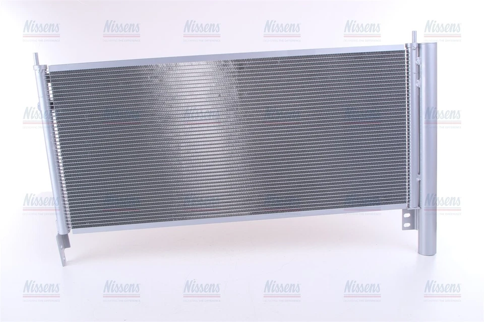 Nissens 940175 A/C Condenser For Lexus Toyota CT200h Prius Prius Plug-In Foto 1 de 1