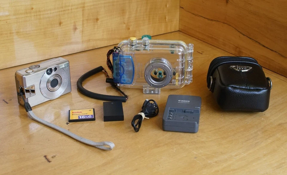 Canon Powershot Digital Elph S330 2MP 3x Zoom Tested Working w/ Underwater Case - image 1 of 4