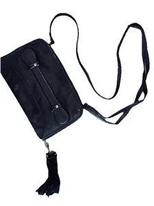 Free People schwarze Leder Umhängetasche Handtasche Taschenanhänger Fransen Boho Festival Moto - Bild 1 von 12