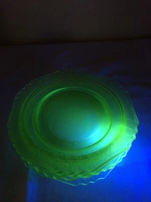 Vintage Hazel Atlas Florentine Set Of 6  Green Uranium Bread Plate - Image 1 of 4