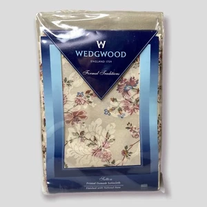 Wedgwood England 1759 Formal Traditions Sutton Tablecloth 60 x 84” Rectangle - Picture 1 of 7