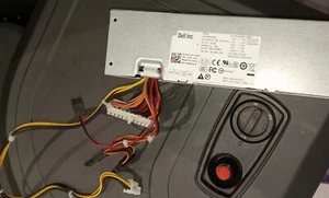 Alimentation PC DELL - Afbeelding 1 van 2