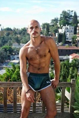 Pantalón corto N2N Bodywear TB1 Galaxy 2.0 para hombre malla retro dividida 2 colores Foto 1 de 4