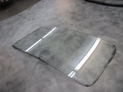 1973-1977 MONTE CARLO QUARTO DE VIDRO TRANSPARENTE ESQUERDO - Imagem 1 de 3