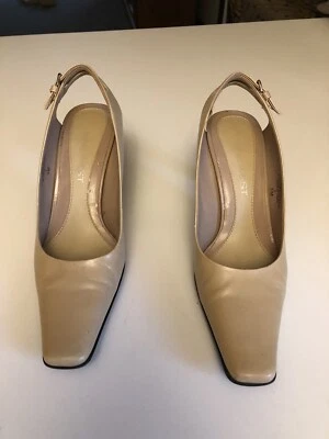 Correa de tobillo para mujer Nine West tacón alto, talla: 5M (usada). Foto 1 de 4