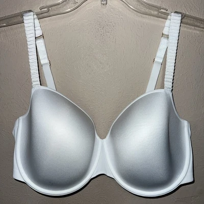 Sujetador Demi 36F Third Love para mujer blanco forrado con aros cierre trasero cobertura completa Foto 1 de 4
