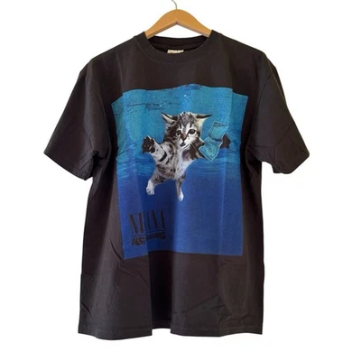 Camisa Nirvana Nevermind Banda Gato Vintage Moderna Talla XL Hanes Foto 1 de 4