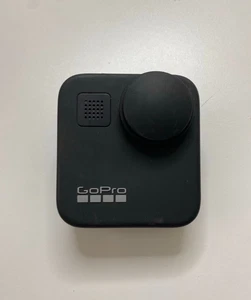 GoPro MAX 360 Black Action Camera Bundle 2 lens covers and 2 batteries - Picture 1 of 8