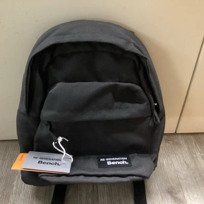 BENCH RE-Generation Backpack Rucksack 9,5 L Schulterrucksack Schwarz Neu - Bild 1 von 4