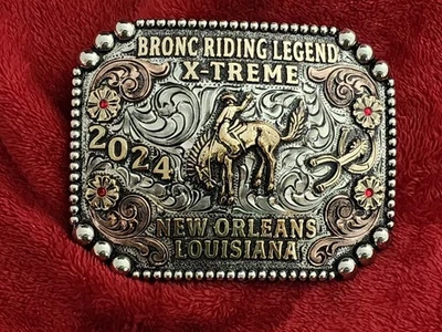 Rodeo Bronc Rider☆2024☆X~Treme☆Nueva Orleans LA☆Hebilla Trofeo Campeón☆Rara☆W24 Foto 1 de 4