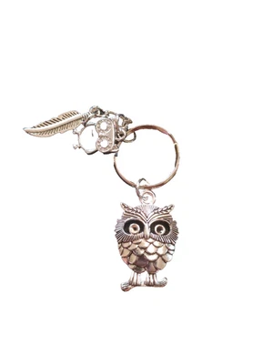 Portachiavi gufo portafortuna con strass e cuore (9961) - Immagine 1 di 2
