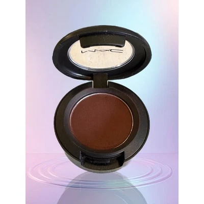 MAC Cosmetics Eyeshadow Sorcery Satin .05oz NOS HTF Discontinued Without Box - Image 1 of 3