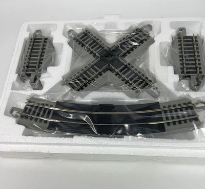 Hawthorne Village Bachmann Train EZ Track Crossing Curve Straigh 6 Pieces - Image 1 of 4