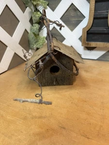 handgefertigtes Vogelhaus - Bild 1 von 4