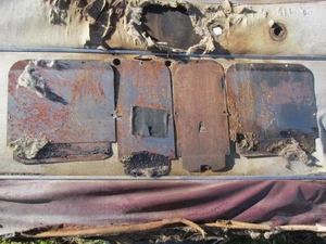 1949 1950 1951 1952 Chevy Styleline Fleetline 2dr sedan door access panels - Bild 1 von 1