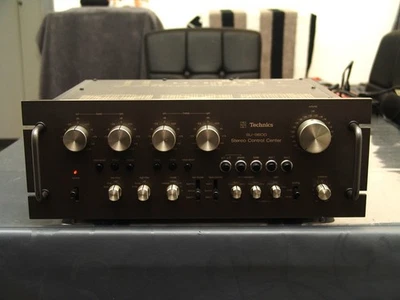 Technics SU-9600 Stereo Preamplifier / Preamplifier - Image 1 of 4
