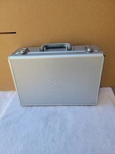 Air Jordan 17  Vintage HARD CASE ONLY, SNEAKERS NOT INCLUDED,CD AND FOAM. - Picture 1 of 23