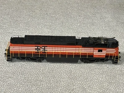 Bachmann Spectrum HO GE E33 Electric Locomotive New Haven #300 HO SCALE - Image 1 of 4