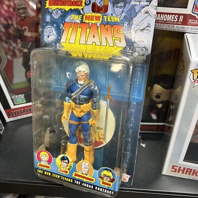 DC Direct Toys New Teen Titans Unmasked Deathstroke 7” Action Figure =SEALED= - Image 1 of 3