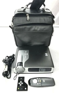 HP Digital Projector DLP xb31 /100-240 V/50-60 Hz/2 A-Used For Parts - Picture 1 of 11