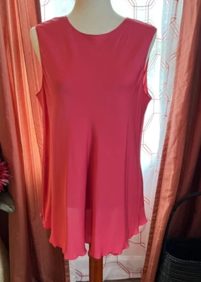 Top Theory con volantes elásticos de seda en rosa sandía talla XL PRECIO DE VENTA SUGERIDO POR EL FABRICANTE 285 $ NUEVO CON ETIQUETAS Foto 1 de 4