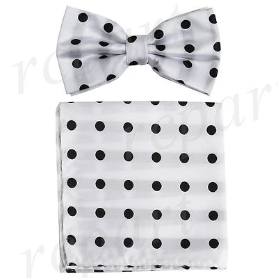 Nuevo Pajarita Pre-atada y Pañuelo Cuadrado de Bolsillo Para Hombre Blanco Negro Lunares Formal  Foto 1 de 3